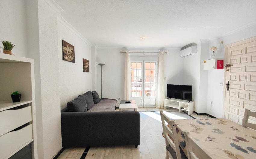 Resale - Apartment -
Torrevieja - La Mata