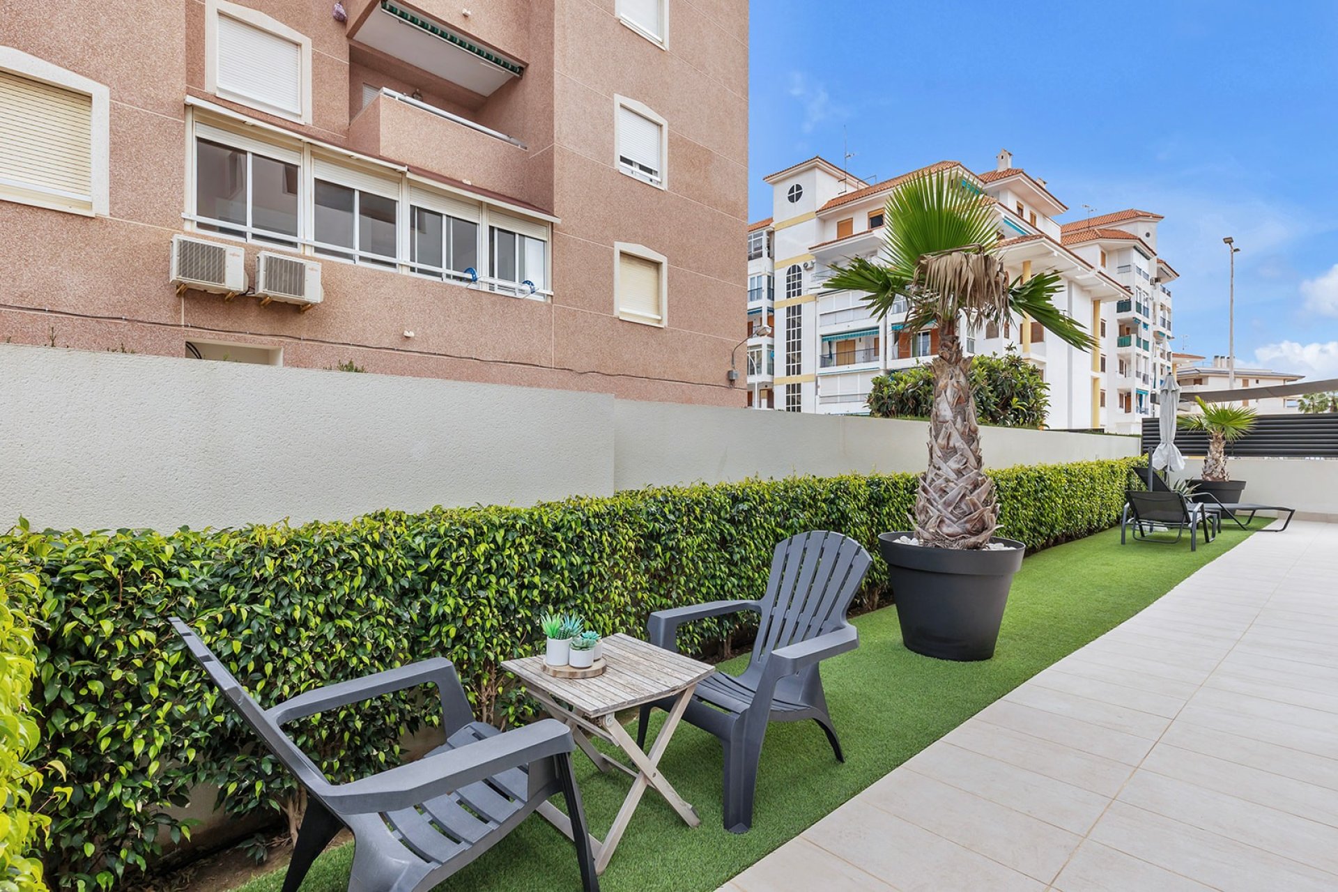 Resale - Apartment -
Torrevieja - La Mata
