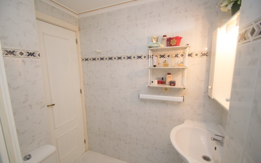 Resale - Apartment -
Torrevieja - La veleta