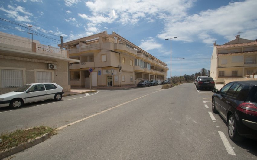 Resale - Apartment -
Torrevieja - La veleta