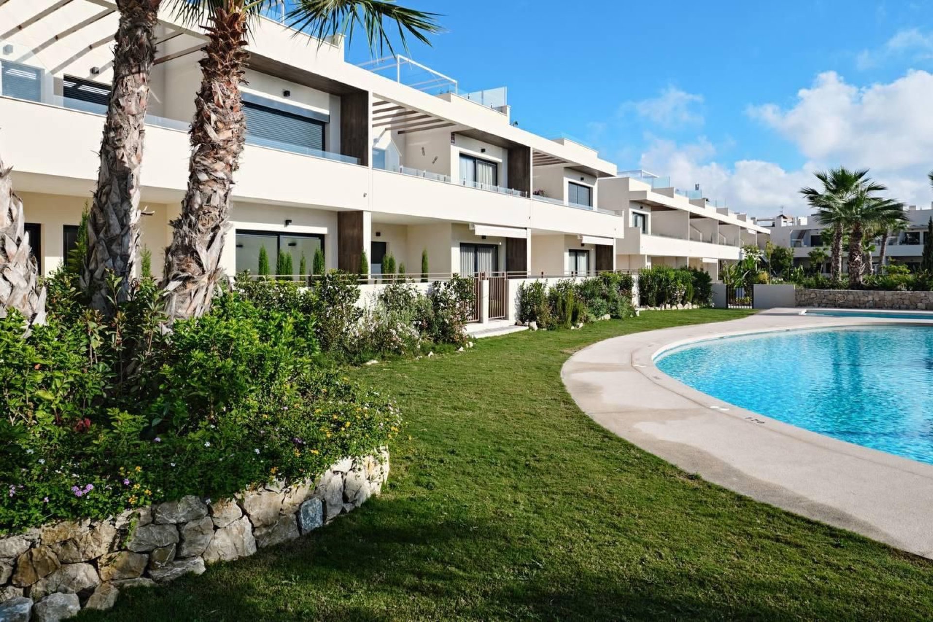 Resale - Apartment -
Torrevieja - La veleta