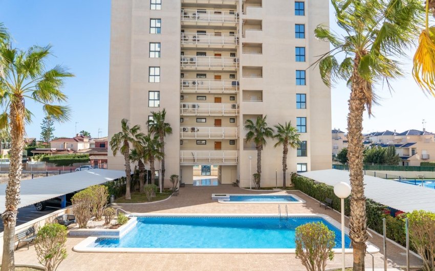 Resale - Apartment -
Torrevieja - La Veleta