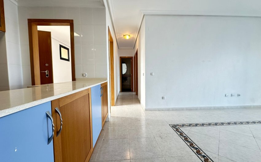 Resale - Apartment -
Torrevieja - La veleta