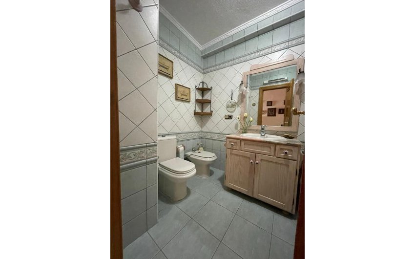 Resale - Apartment -
Torrevieja - Las Piscinas Naturales