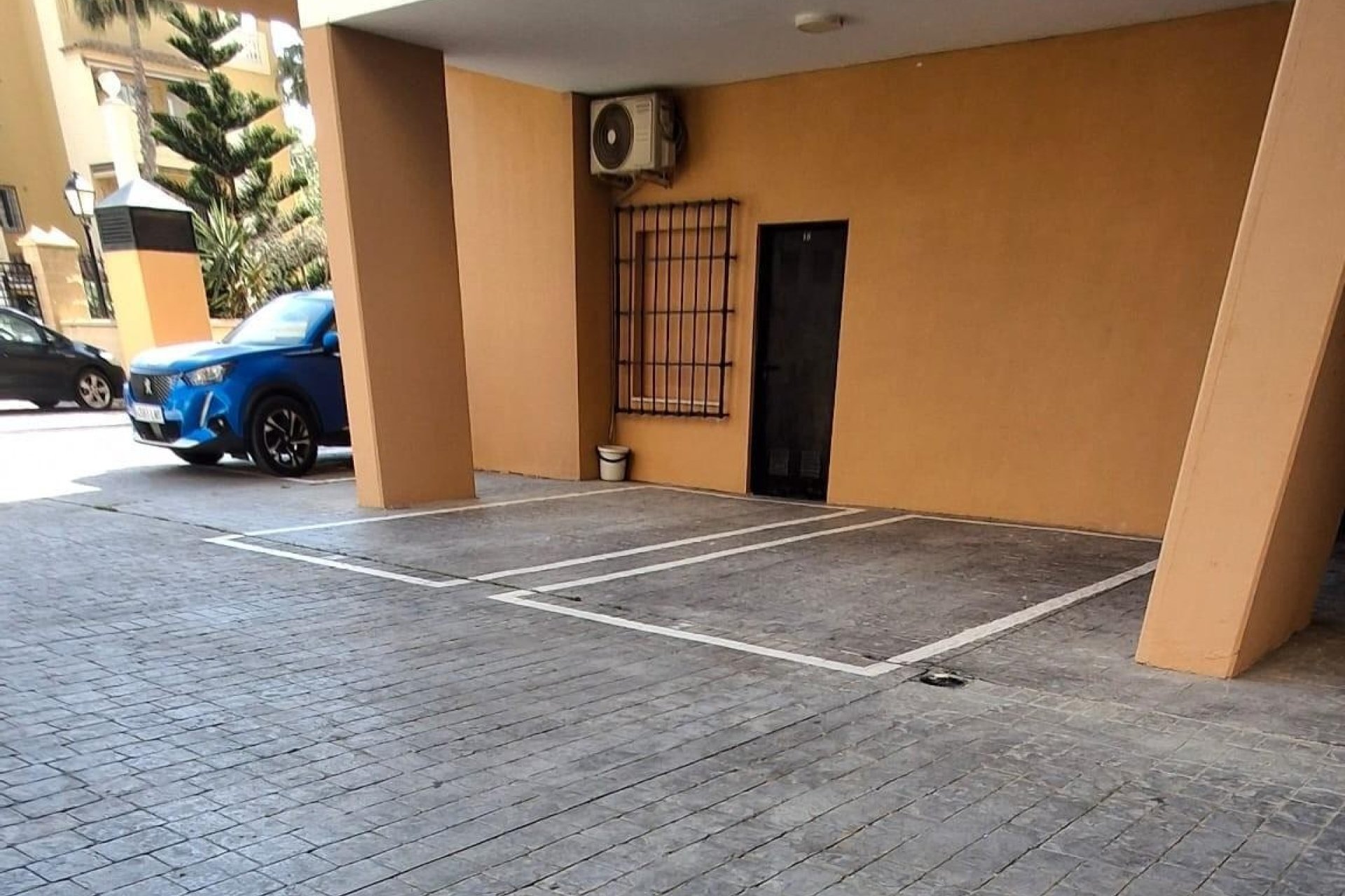 Resale - Apartment -
Torrevieja - Los Frutales