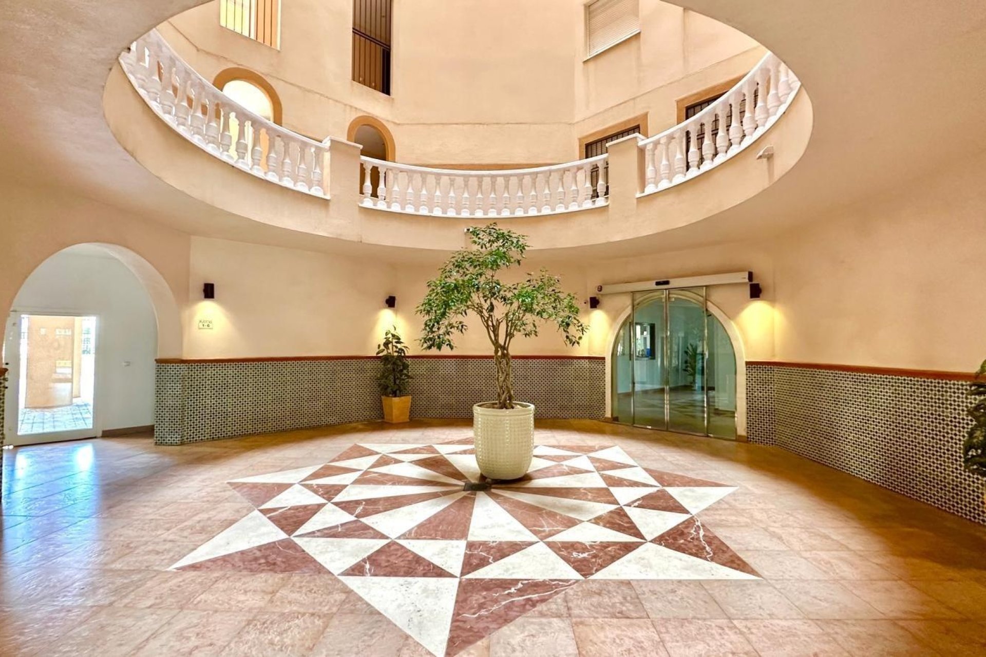 Resale - Apartment -
Torrevieja - Los Frutales