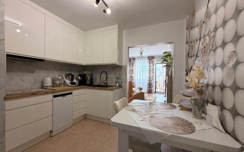 Resale - Apartment -
Torrevieja - Nueva Torrevieja
