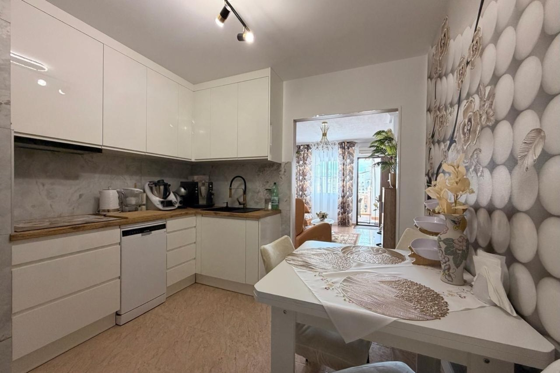 Resale - Apartment -
Torrevieja - Nueva Torrevieja