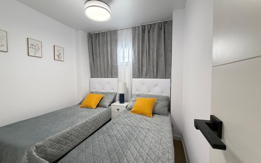Resale - Apartment -
Torrevieja - Nueva Torrevieja