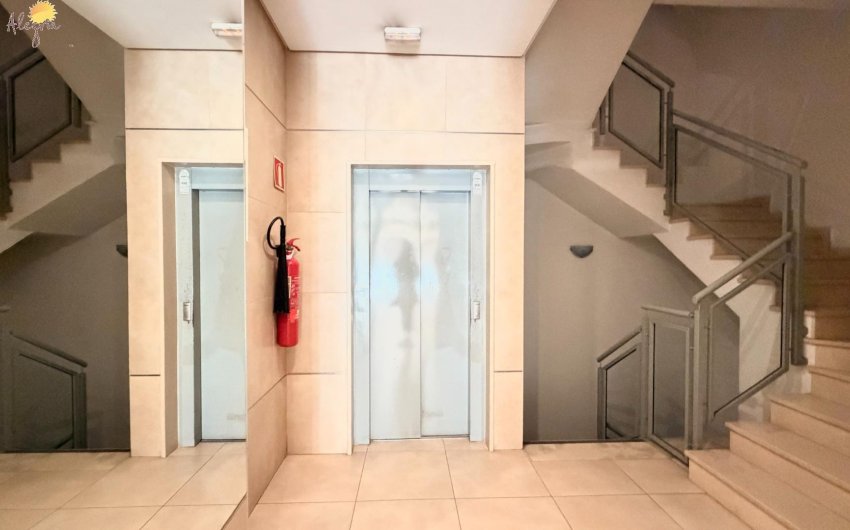 Resale - Apartment -
Torrevieja - PARQUE DE LAS NACIONES
