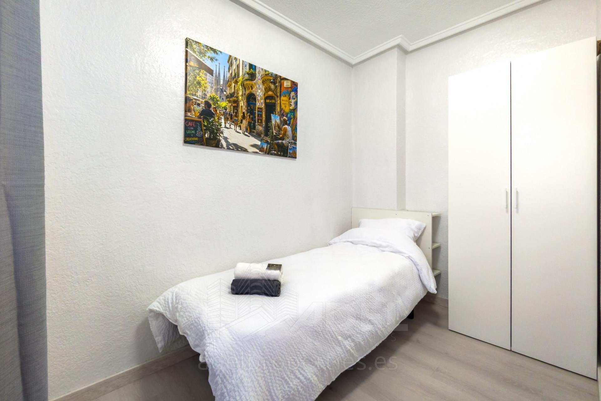 Resale - Apartment -
Torrevieja - PARQUE DE LAS NACIONES