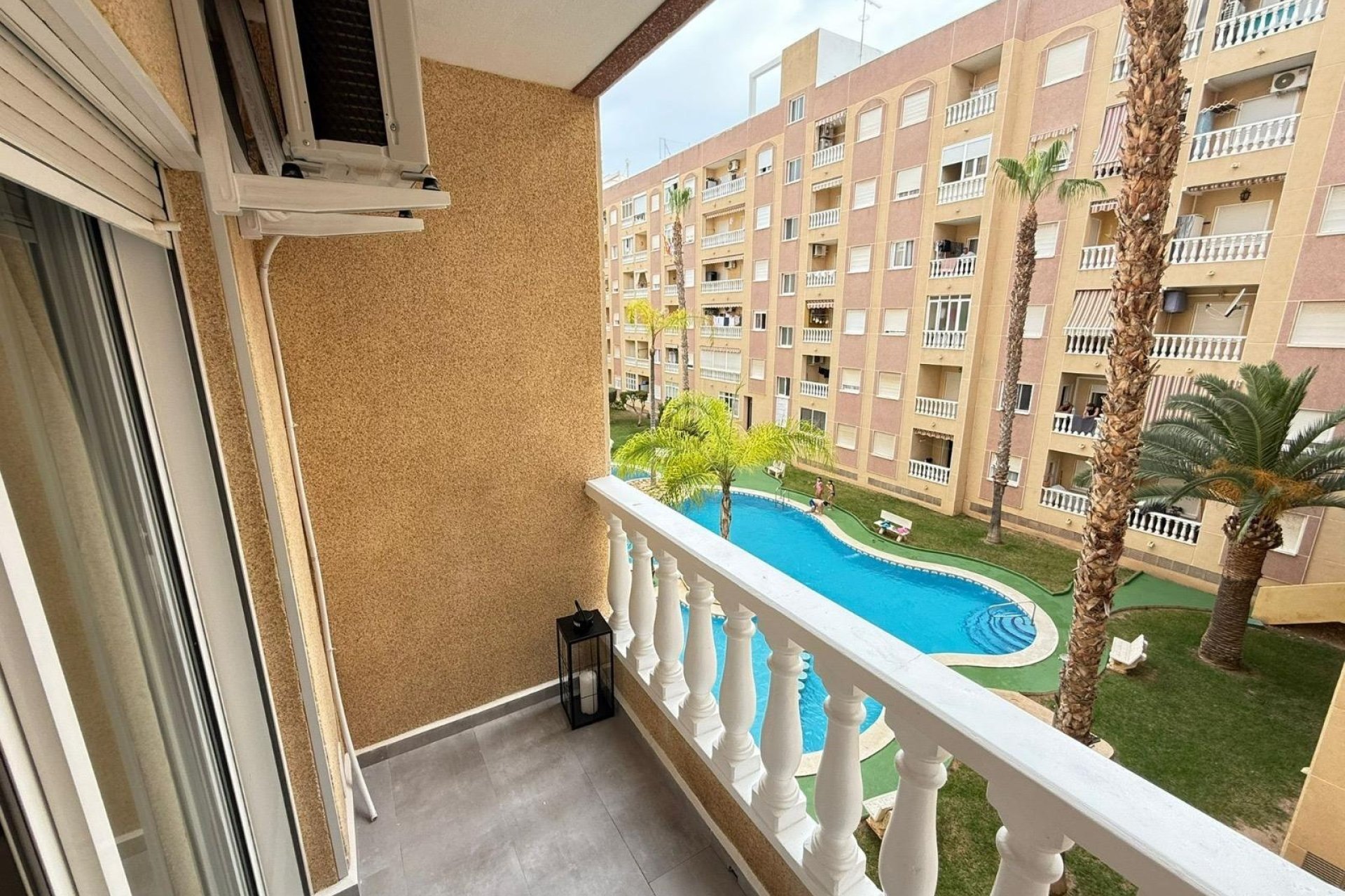 Resale - Apartment -
Torrevieja - PARQUE DE LAS NACIONES