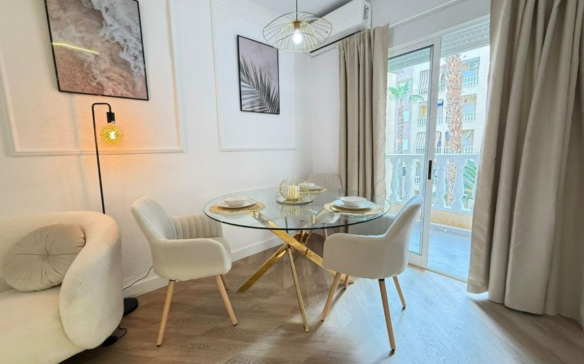 Resale - Apartment -
Torrevieja - PARQUE DE LAS NACIONES