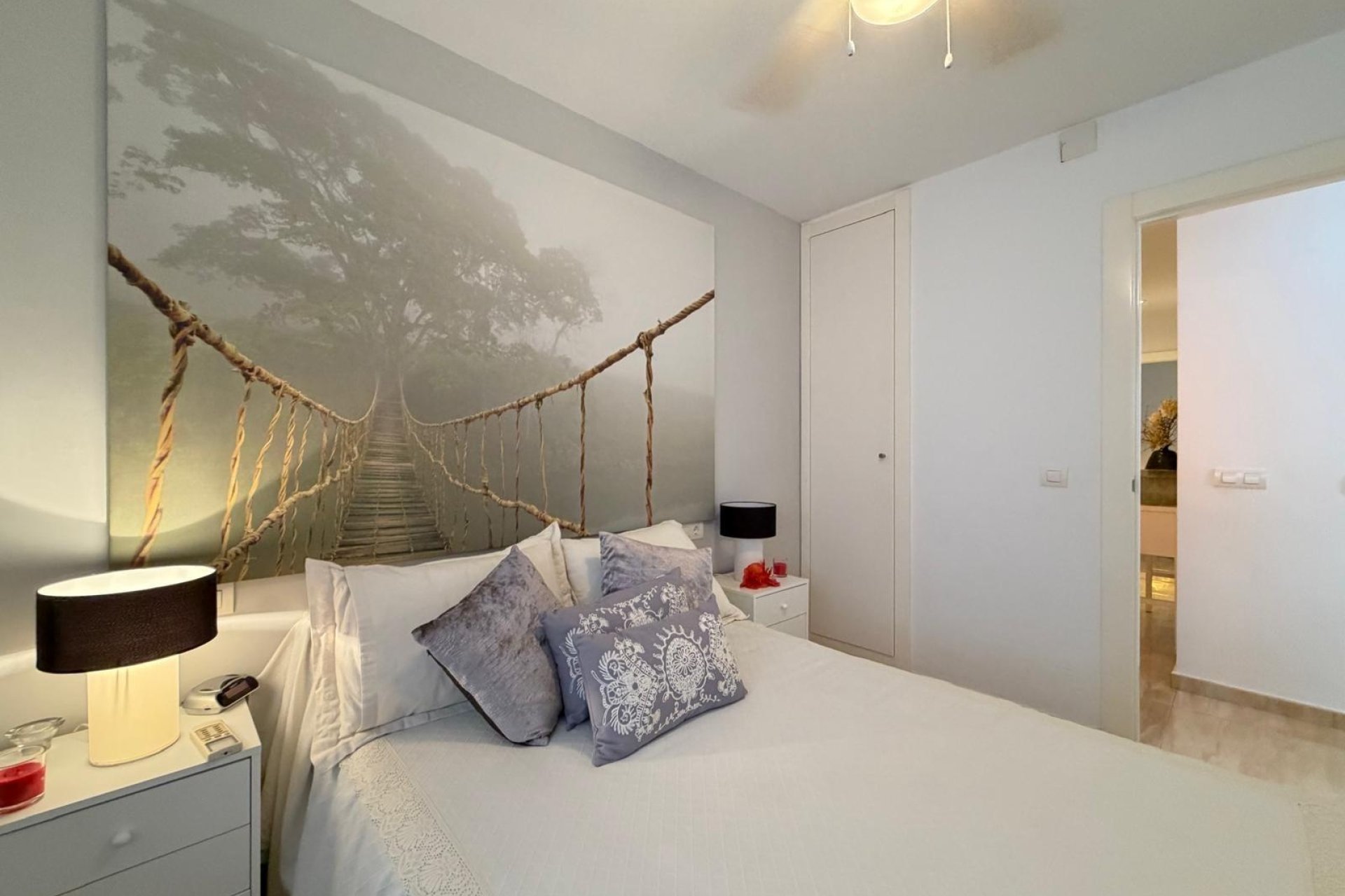 Resale - Apartment -
Torrevieja - Paseo Maritimo