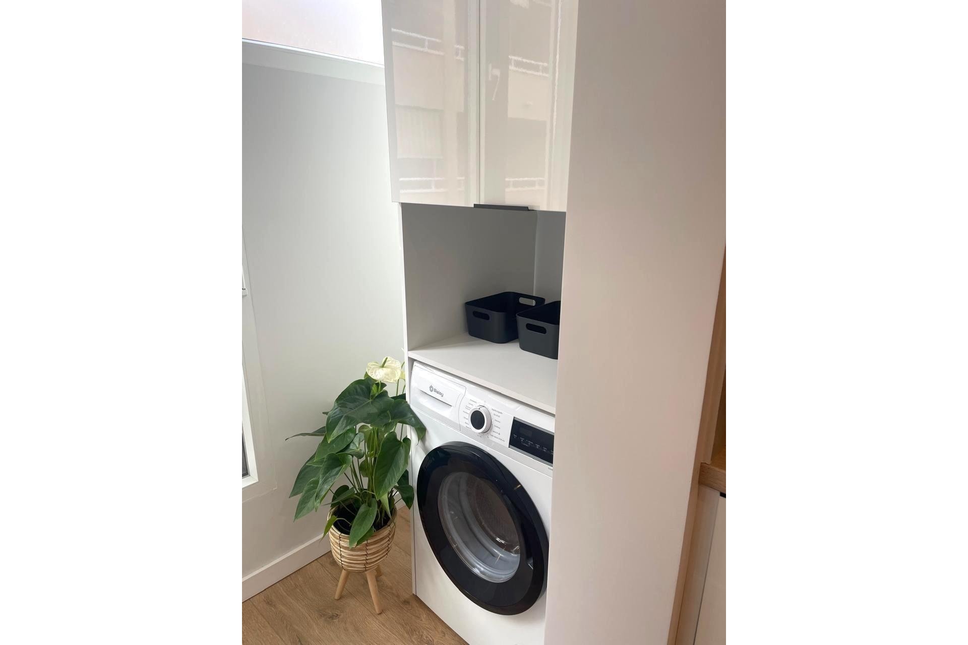 Resale - Apartment -
Torrevieja - Paseo Maritimo