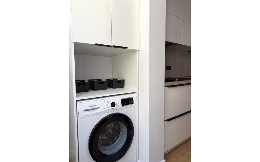 Resale - Apartment -
Torrevieja - Paseo Maritimo