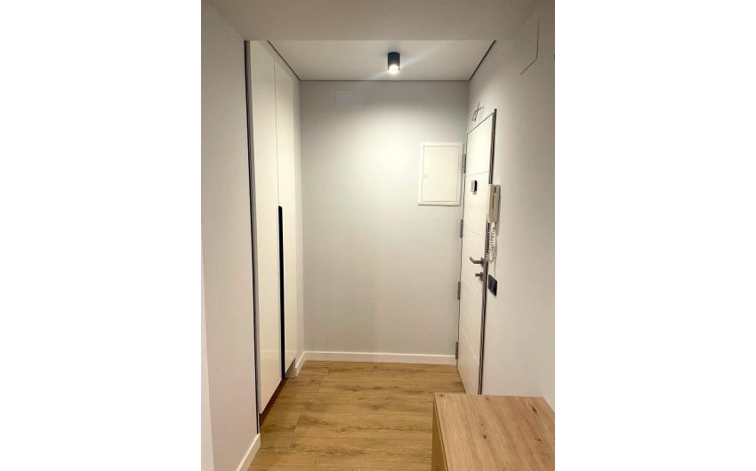 Resale - Apartment -
Torrevieja - Paseo Maritimo