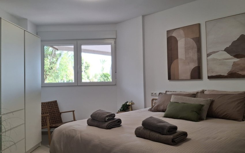 Resale - Apartment -
Torrevieja - Playa Acequion