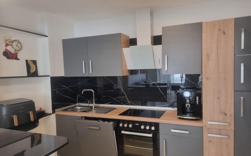 Resale - Apartment -
Torrevieja - Playa de los Locos