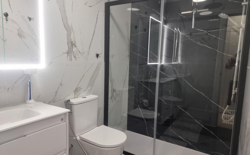Resale - Apartment -
Torrevieja - Playa de los Locos