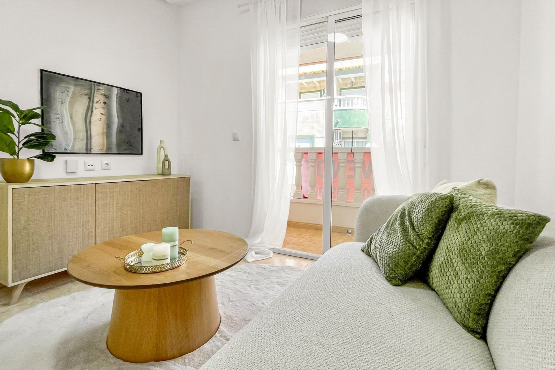 Resale - Apartment -
Torrevieja - Playa de los Locos