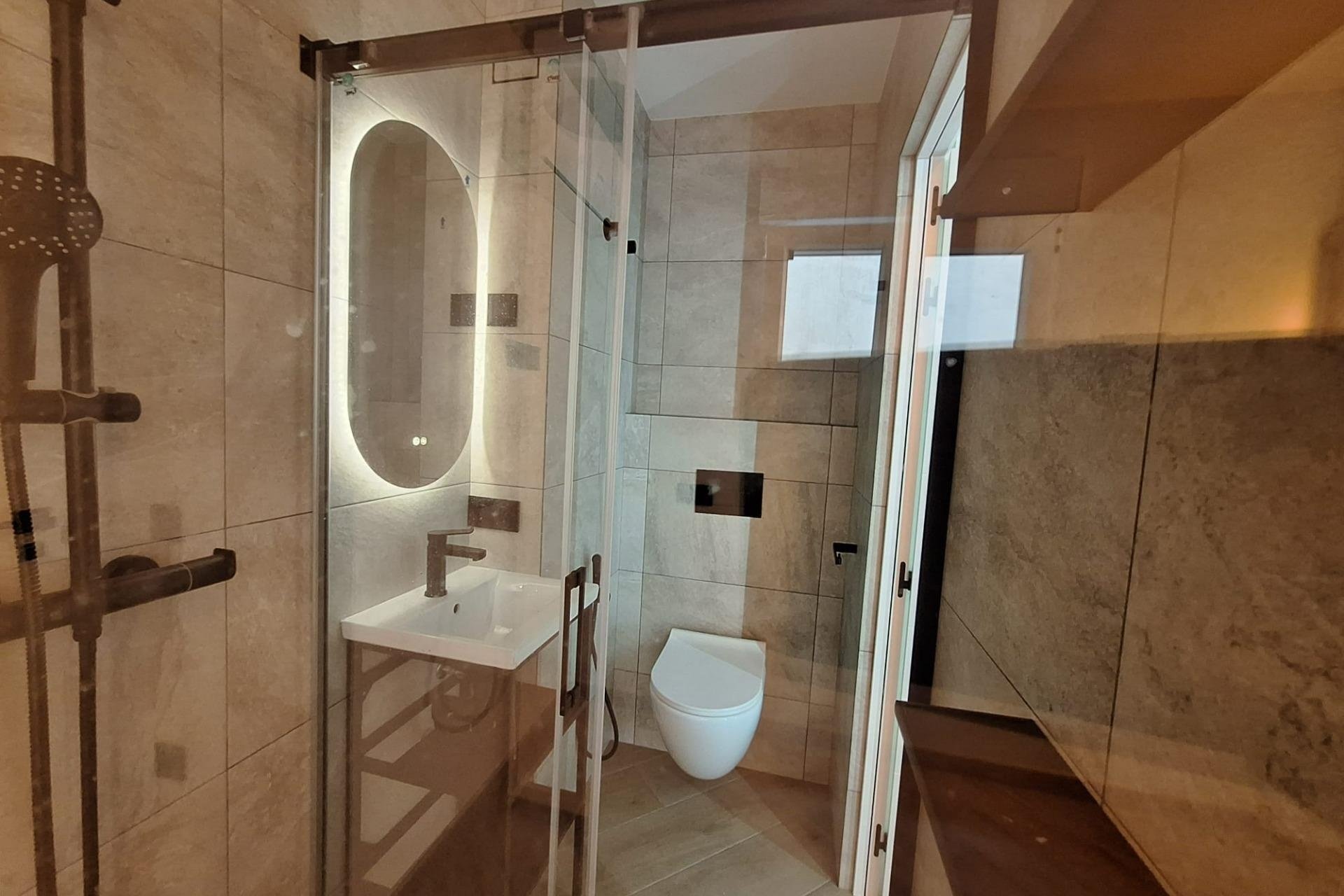 Resale - Apartment -
Torrevieja - Playa de los Locos