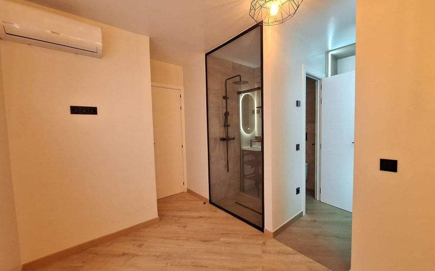 Resale - Apartment -
Torrevieja - Playa de los Locos