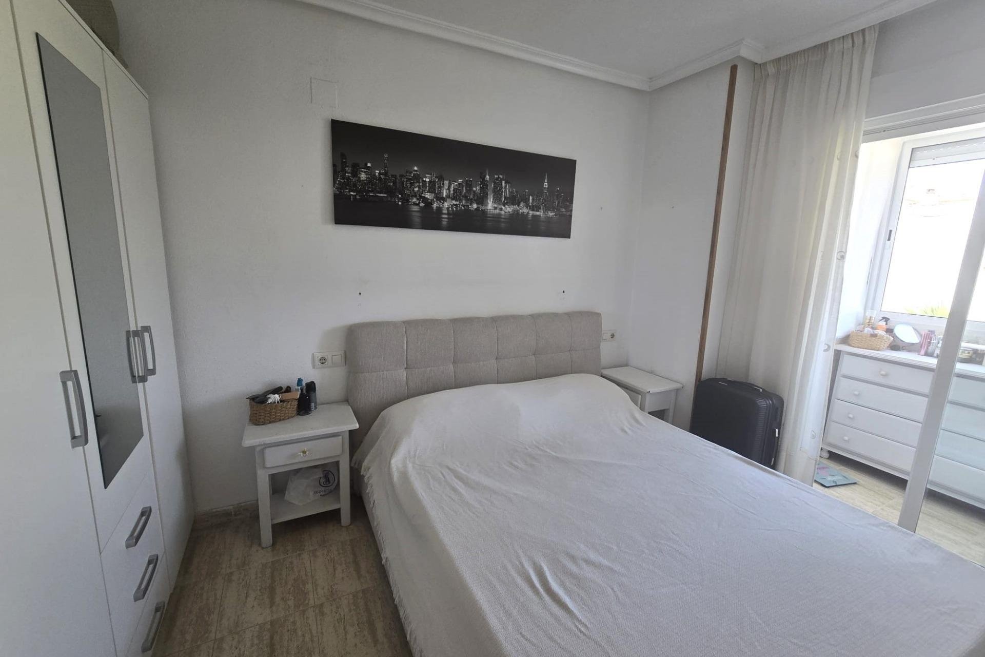 Resale - Apartment -
Torrevieja - Playa de los Locos