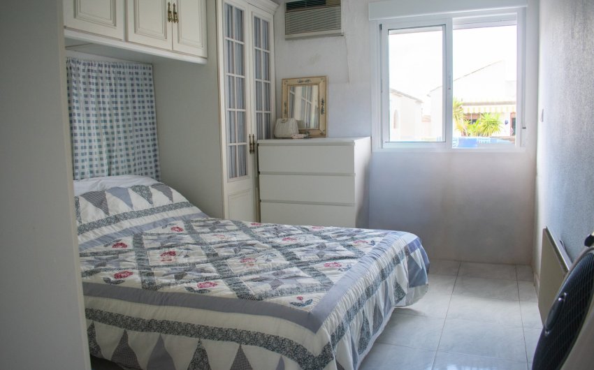 Resale - Apartment -
Torrevieja - Playa de los Naufragos