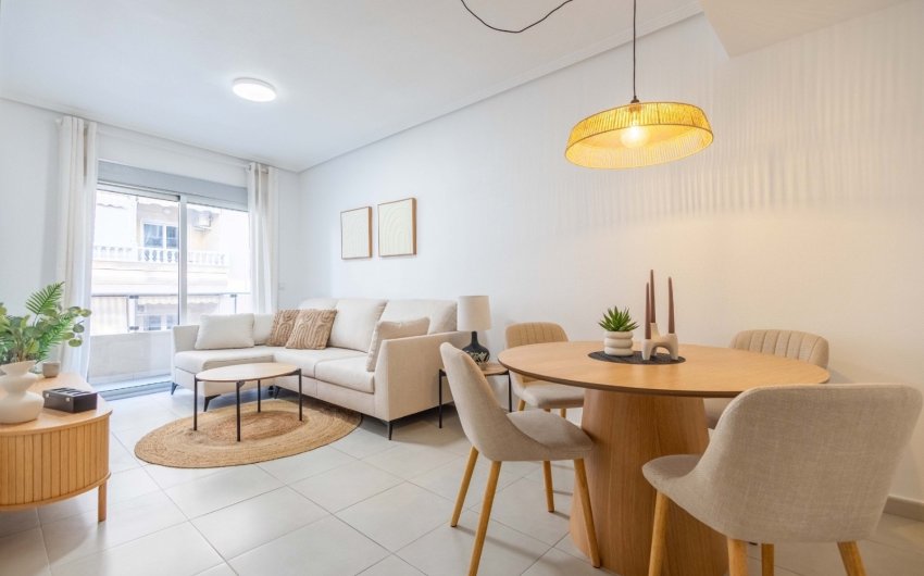 Resale - Apartment -
Torrevieja - Playa del Cura