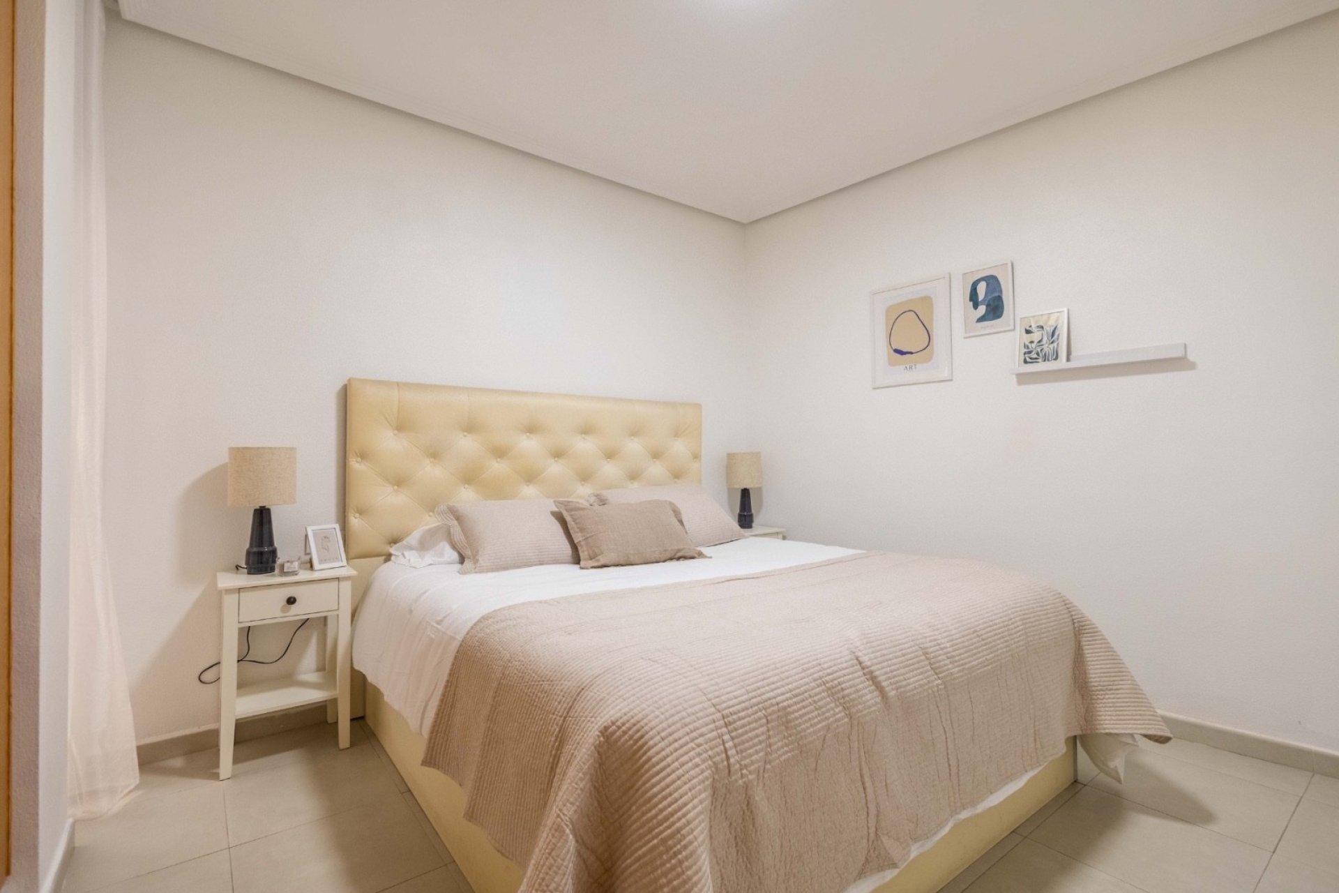 Resale - Apartment -
Torrevieja - Playa del Cura