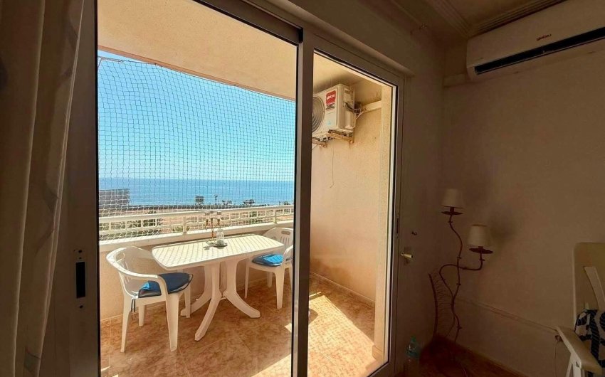 Resale - Apartment -
Torrevieja - Playa del Cura