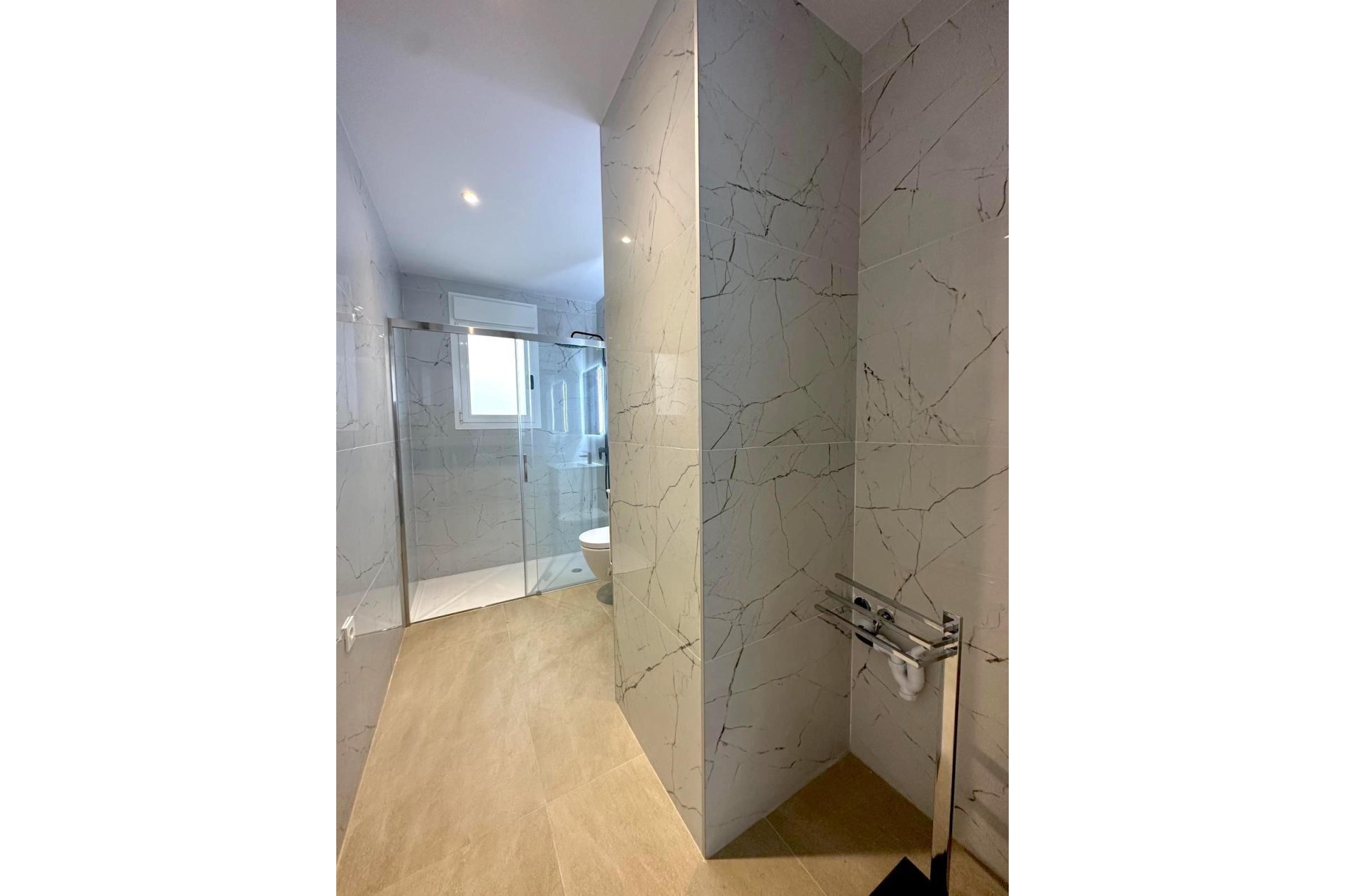 Resale - Apartment -
Torrevieja - Playa del Cura
