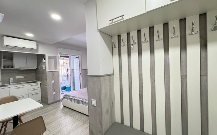 Resale - Apartment -
Torrevieja - Playa del Cura