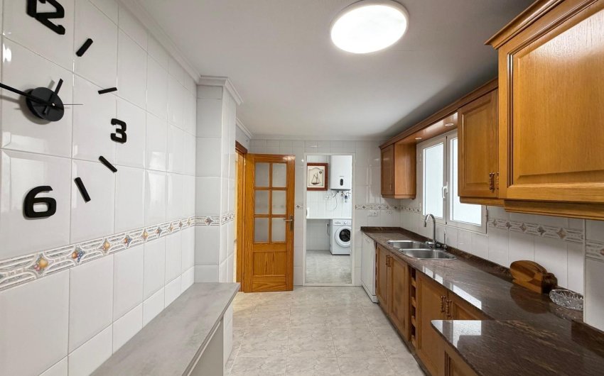 Resale - Apartment -
Torrevieja - Playa del Cura