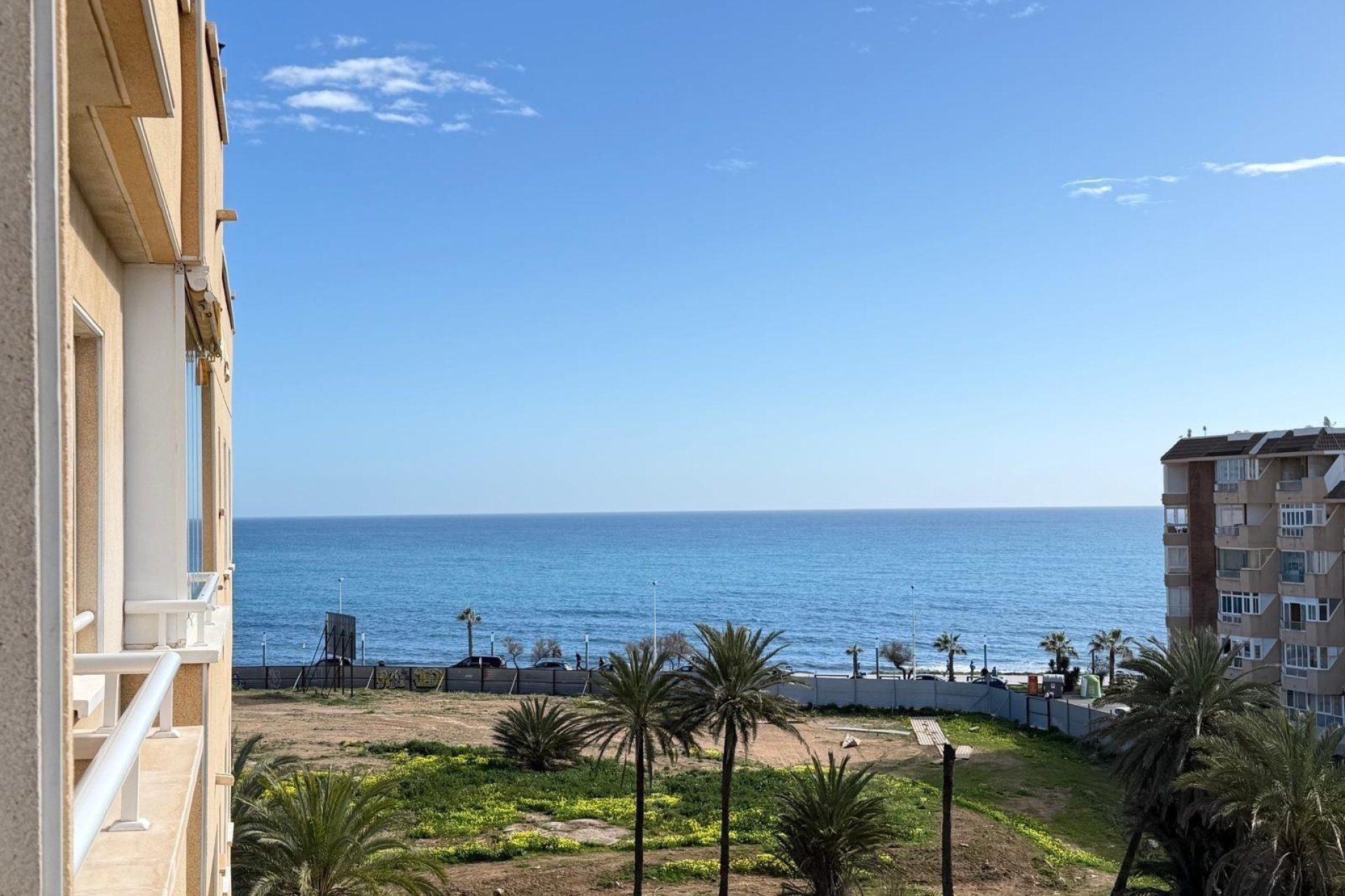 Resale - Apartment -
Torrevieja - Playa del Cura