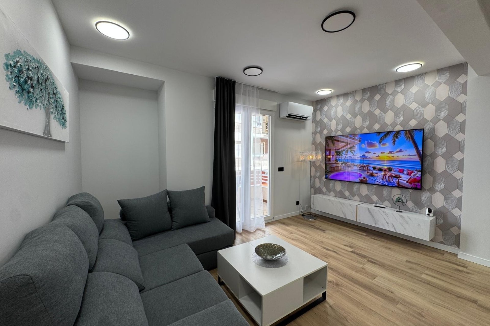 Resale - Apartment -
Torrevieja - Playa del Cura