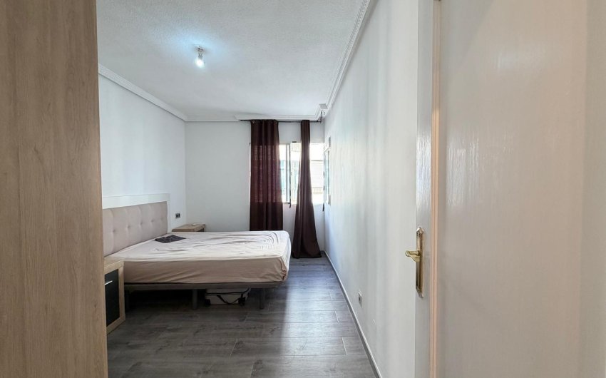 Resale - Apartment -
Torrevieja - Playa del Cura