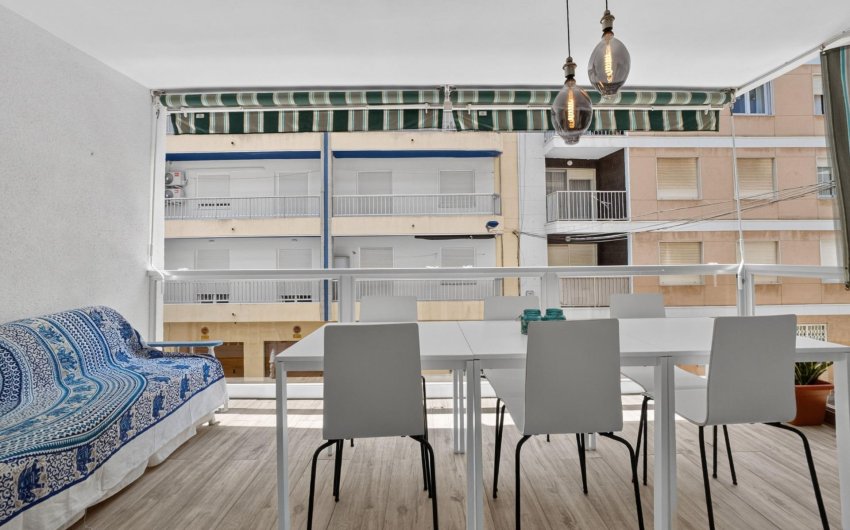 Resale - Apartment -
Torrevieja - Playa del Cura