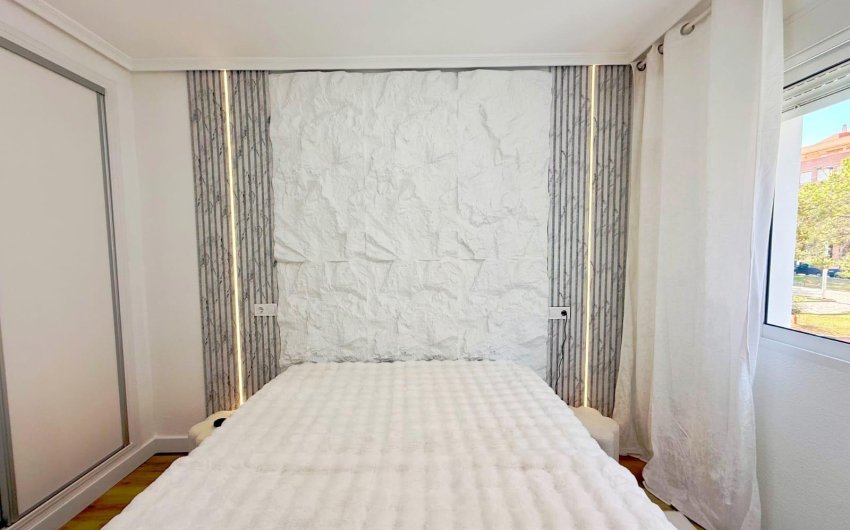 Resale - Apartment -
Torrevieja - Playa del Cura