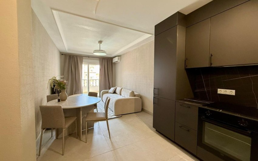 Resale - Apartment -
Torrevieja - Playa del Cura
