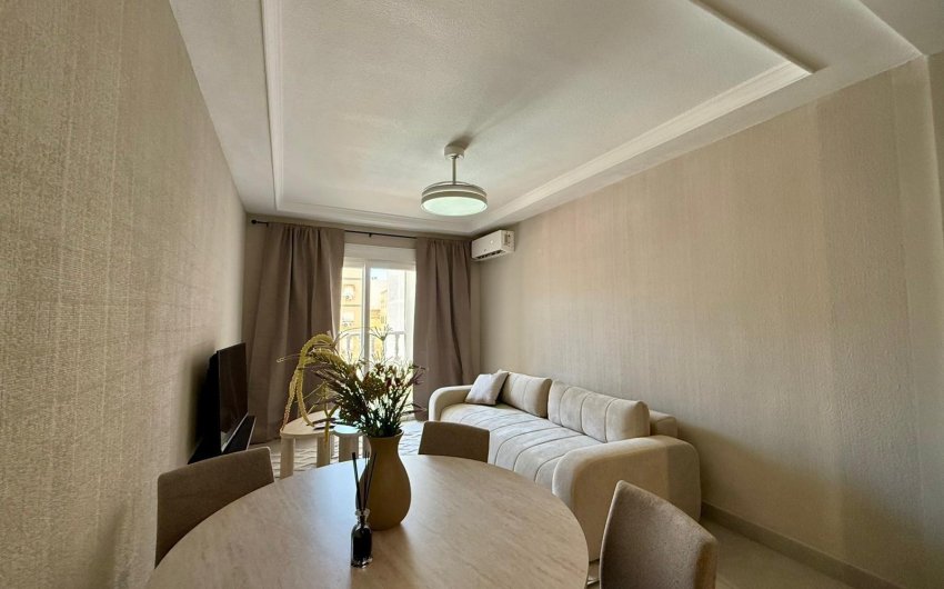 Resale - Apartment -
Torrevieja - Playa del Cura