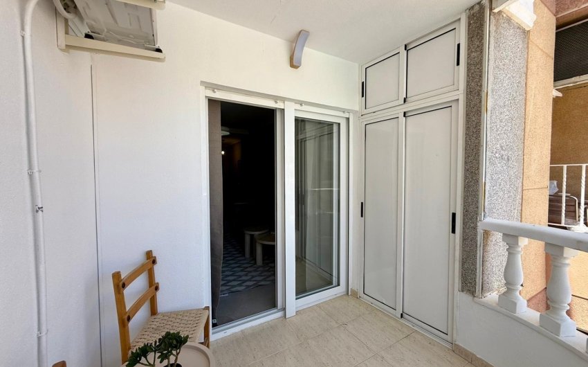 Resale - Apartment -
Torrevieja - Playa del Cura