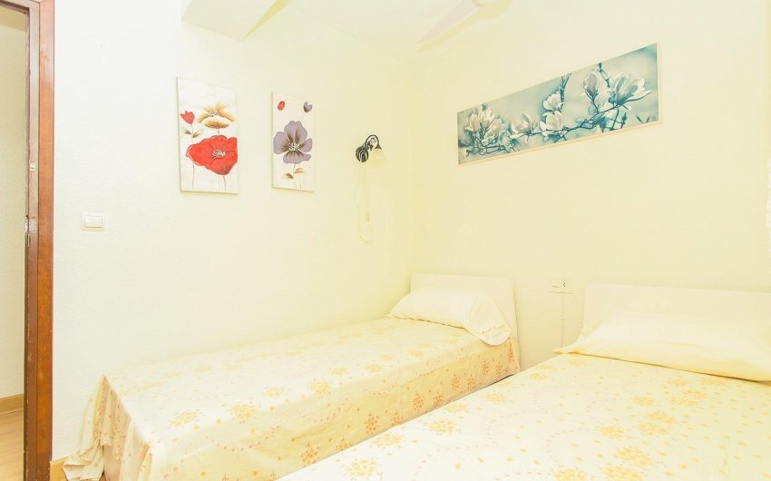 Resale - Apartment -
Torrevieja - Playa del Cura