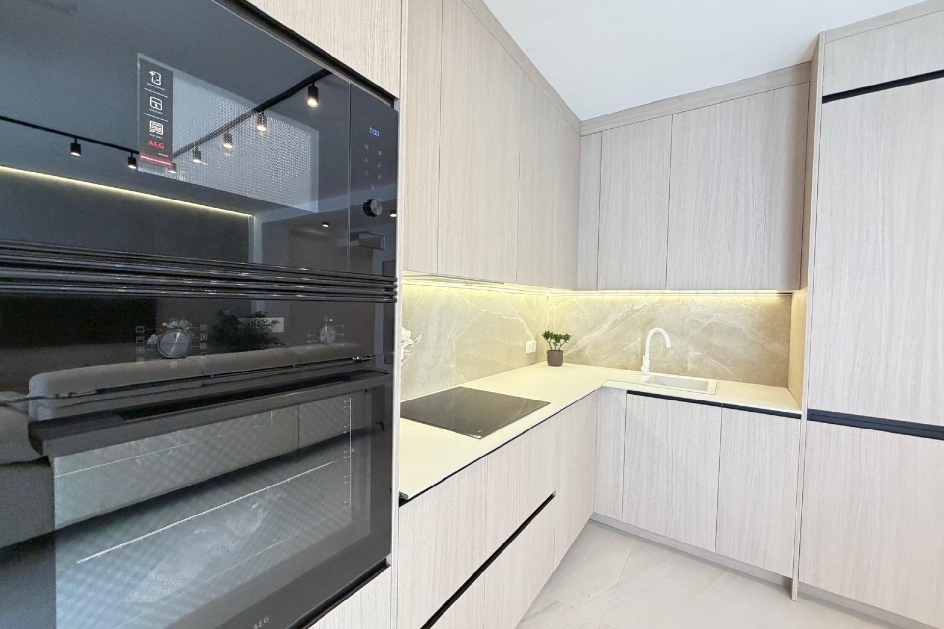 Resale - Apartment -
Torrevieja - Playa del Cura