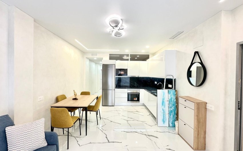 Resale - Apartment -
Torrevieja - Playa del Cura