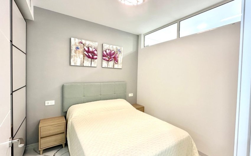 Resale - Apartment -
Torrevieja - Playa del Cura