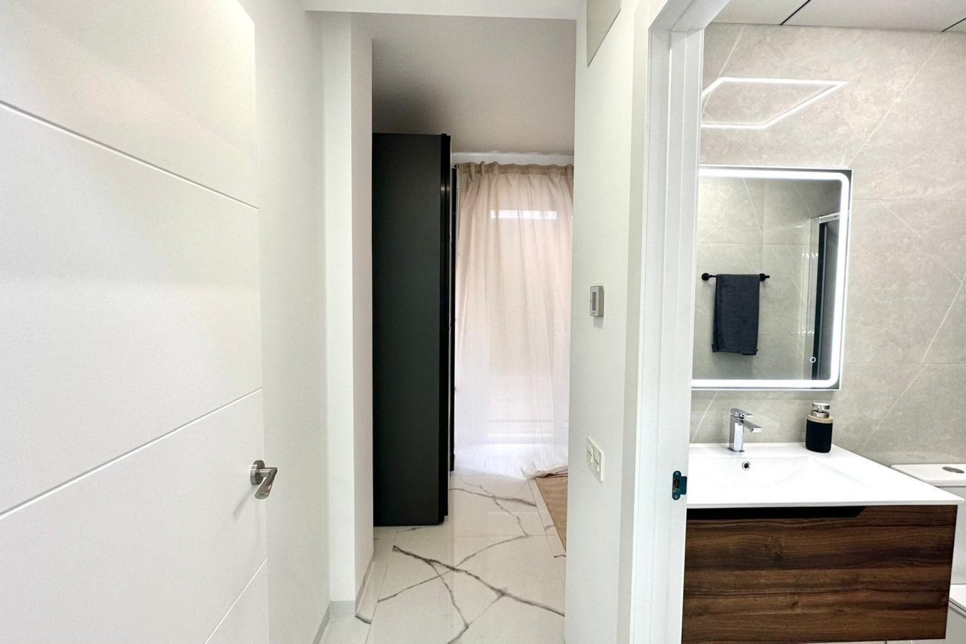 Resale - Apartment -
Torrevieja - Playa del Cura
