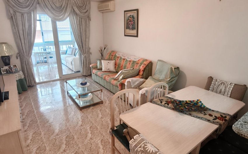 Resale - Apartment -
Torrevieja - Playa del Cura