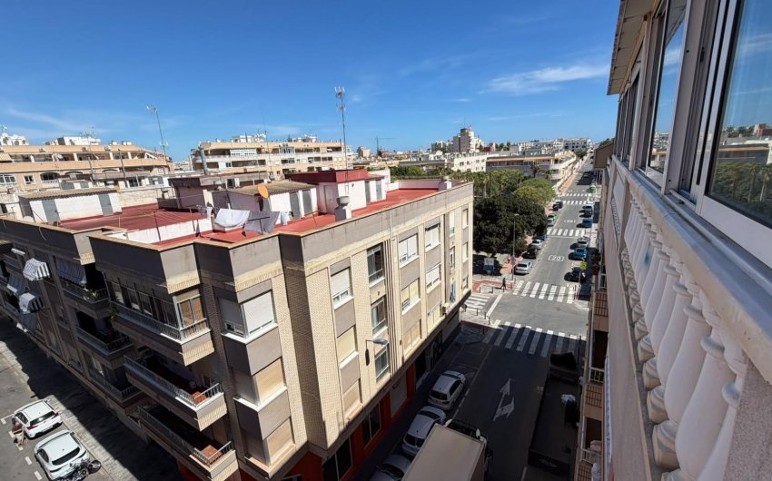 Resale - Apartment -
Torrevieja - Playa del Cura